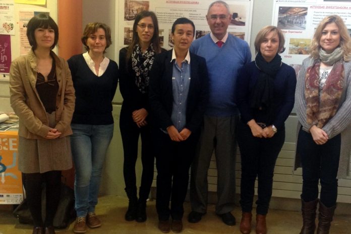 El grupo de investigación en Química y Contaminación Atmosférica de la UCLM, con Florentina Villanueva a la derecha