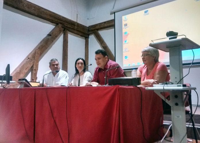 Profesores José Mª Bleda, Ana Fernández, Herbert Cristhiano Pinheiro y Carmen Pineda, coautores, en la presentación del libro
