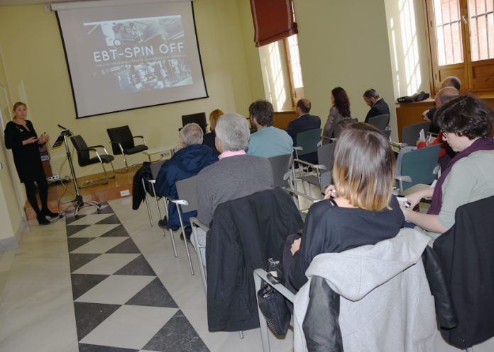 La vicerrectora de Transferencia explicó las condiciones para crear una empresa derivada o spin-off en la UCLM