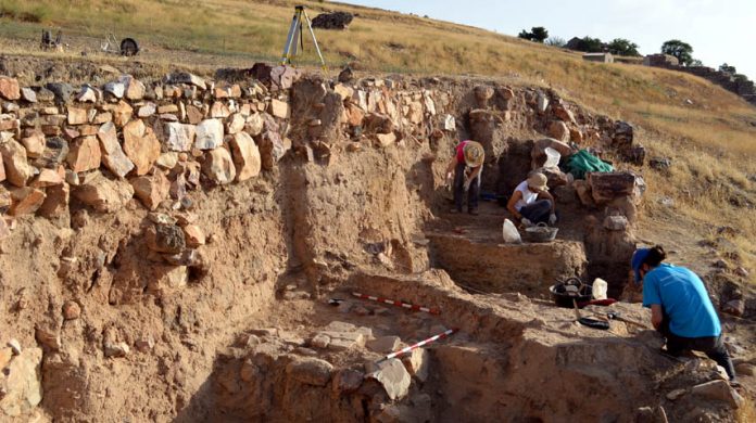 Imagen de archivo de una campaña de excavación arqueológica de la UCLM en Alarcos. © Grupo de investigación Culturas Prerromanas Peninsulares UCLM