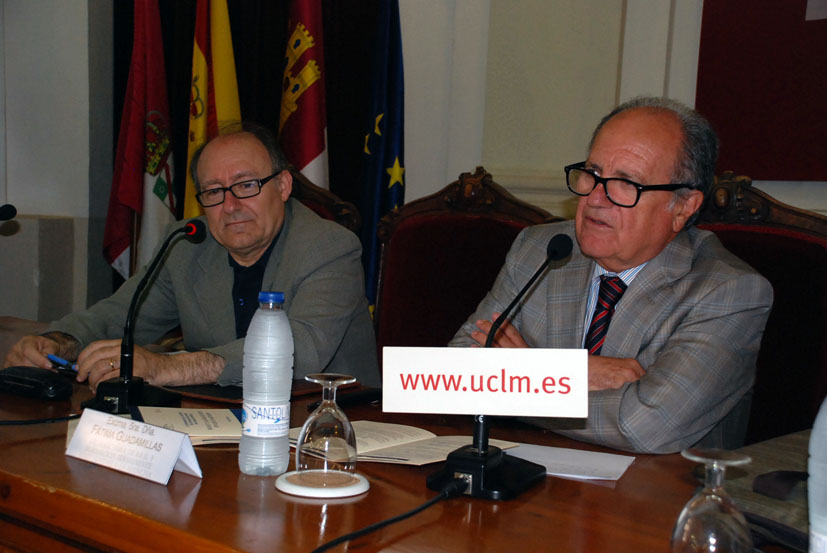 Profesores Navarro Cordón (Universidad de Valencia) y Villacañas Berlanga (Universidad de la República, Uruguay) durante la sesión celebrada en Toledo