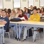 Algunos de los alumnos y profesores asistentes al acto