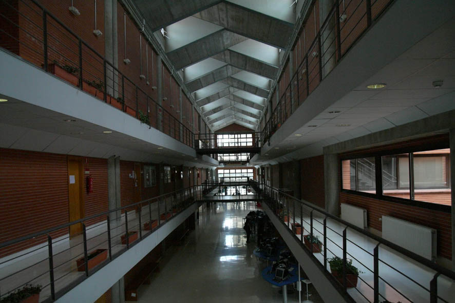 La Facultad de Bellas Artes acoge hasta finales de año el programa ‘Profesores invitados’