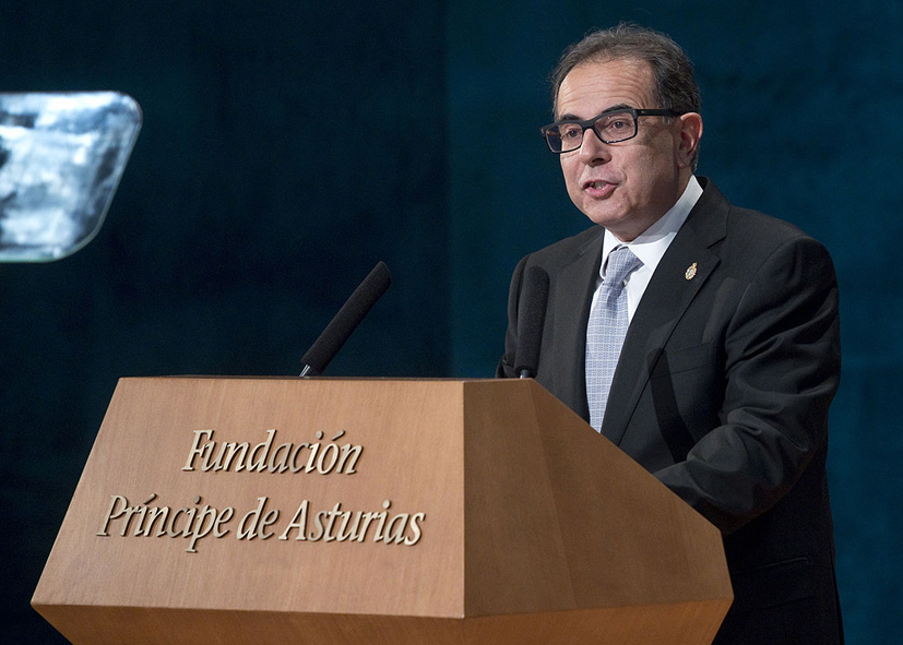 El profesor Avelino Corma durante su intervención en la entrega de los Premios Príncipe de Asturias 2014. Foto: Fundación Princesa de Asturias