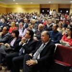 Inscritos y comunicantes, durante el acto de presentación