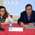 Concepción Pomares, técnico del CIPE, y Matías Barchino, decano de la Facultad de Letras