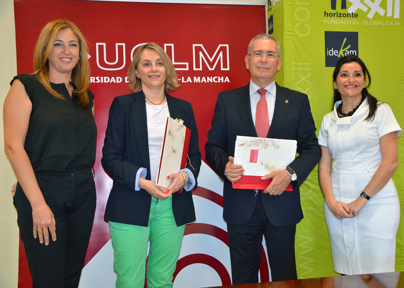 Ángela González (UCLM), María Teresa Giménez (JCCM), Pedro Carrión (UCLM) y Carla Avilés (Globalcaja Horizonte XXII)