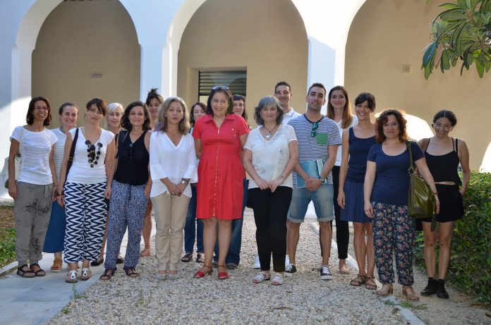 La vicerrectora de Relaciones Internacionales y Formación Permanente, Fátima Guadamillas, dio la bienvenida a los participantes