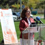 La presidenta de la FAPE, Elsa González, durante la lectura del manifiesto (Imagen de la Facultad de Periodismo de la UCLM)