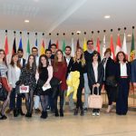 Profesores y estudiantes en el Parlamento Europeo en Bruselas