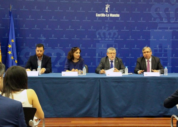 Intervención del profesor Juan Carlos López, director del grupo ARCO, en el seminario celebrado en Toledo