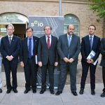 Profesores Raúl Martín y Jesús López Fidalgo (codirectores) con las autoridades participantes en la inauguración