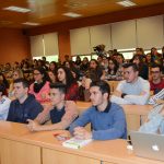 Alumnos asistentes a la presentación del libro de Jáuregui