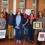 Premiados, representantes académicos y jurado del certamen