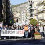 Al finalizar las marchas, los estudiantes han leído un comunicado ante las sedes de Presidencia y de las delegaciones de la Junta de Comunidades