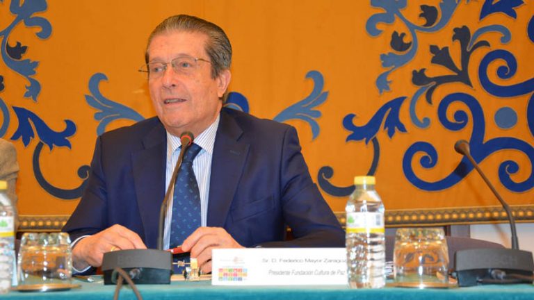 Federico Mayor Zaragoza alienta a los jóvenes a actuar para alcanzar el desarrollo sostenible Federico Mayor Zaragoza alienta a los jóvenes a actuar para alcanzar el desarrollo sostenible