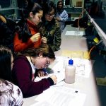 Alumnos del IES Sefarad en los laboratorios de Ciencias Ambientales y Bioquímica