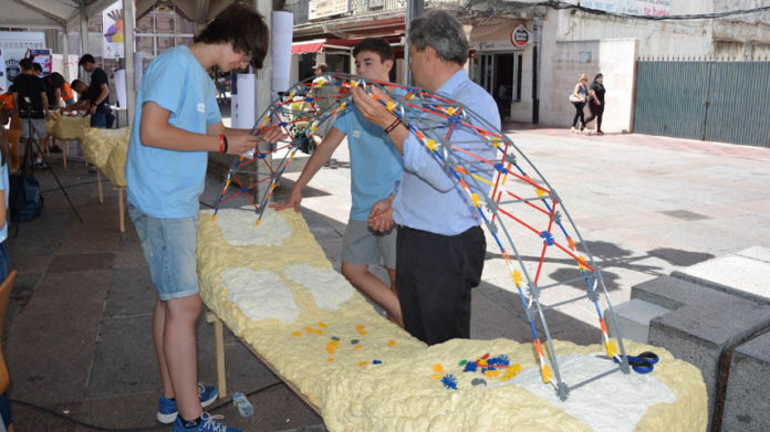 IV_Concurso_Diseno_Puentes_KNex1