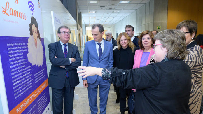 Exposicion_Mujeres_Ingeniosas_MinisterioCC