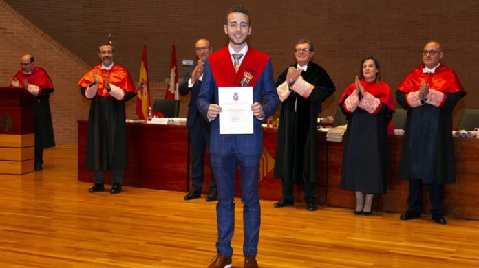 Mejor_graduado_derecho