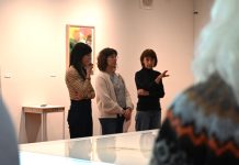 La artista Begoña Goyenetxea presenta su obra PAR blanco 2025 en la sala Parkett de la UCLM