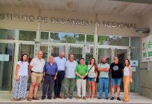 La UCLM y ASAPA investigarán el potencial biomédico del veneno de abeja y otros productos apícolas
