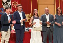 El alumnado con mejores resultados en la PAU y en las olimpiadas recibe el reconocimiento de la UCLM y del Gobierno regional