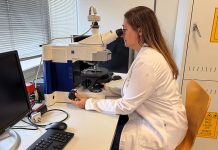 La UCLM cuenta con el primer laboratorio de Castilla-La Mancha acreditado para el análisis de fibras de amianto