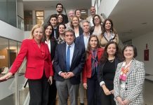 El gobernador del Banco de España visita la UCLM para conocer el desarrollo del programa pionero de educación financiera